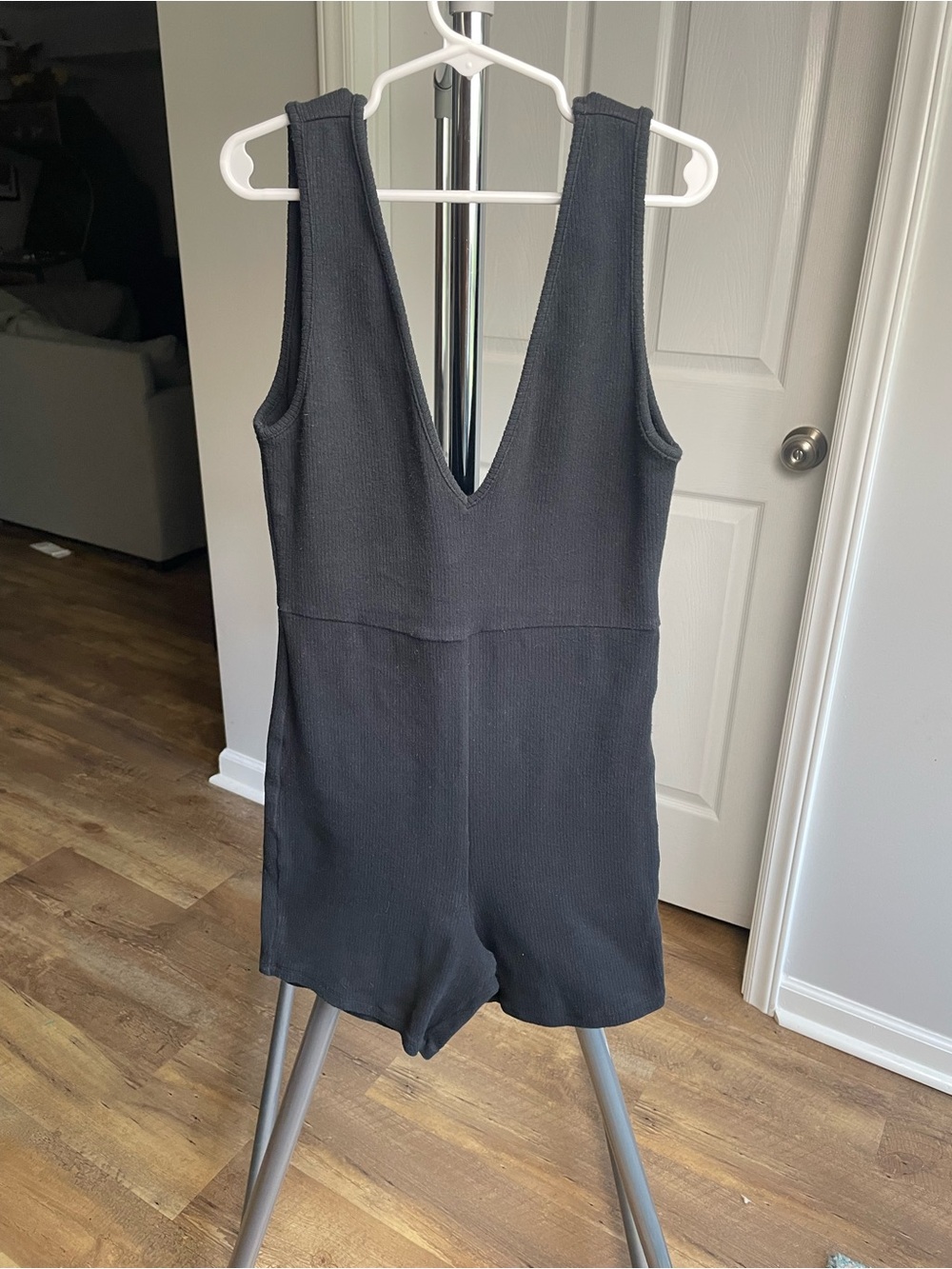 Lovers + Friends Black Sleeveless V-Neck Romper